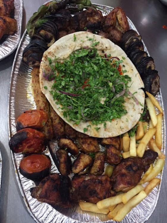 مطعم ابو صالح للمشويات والفطاير والبيتزا